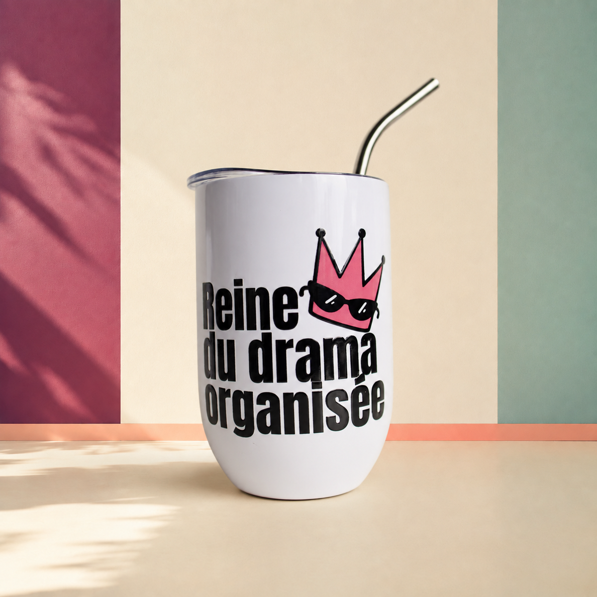 Verre à vin « Reine du drama organisée »