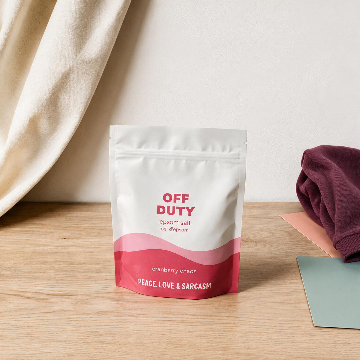 Sachet de sel d'epsom canneberge Off duty de Peace, Love & Sarcasm, boutique Sans Filtre