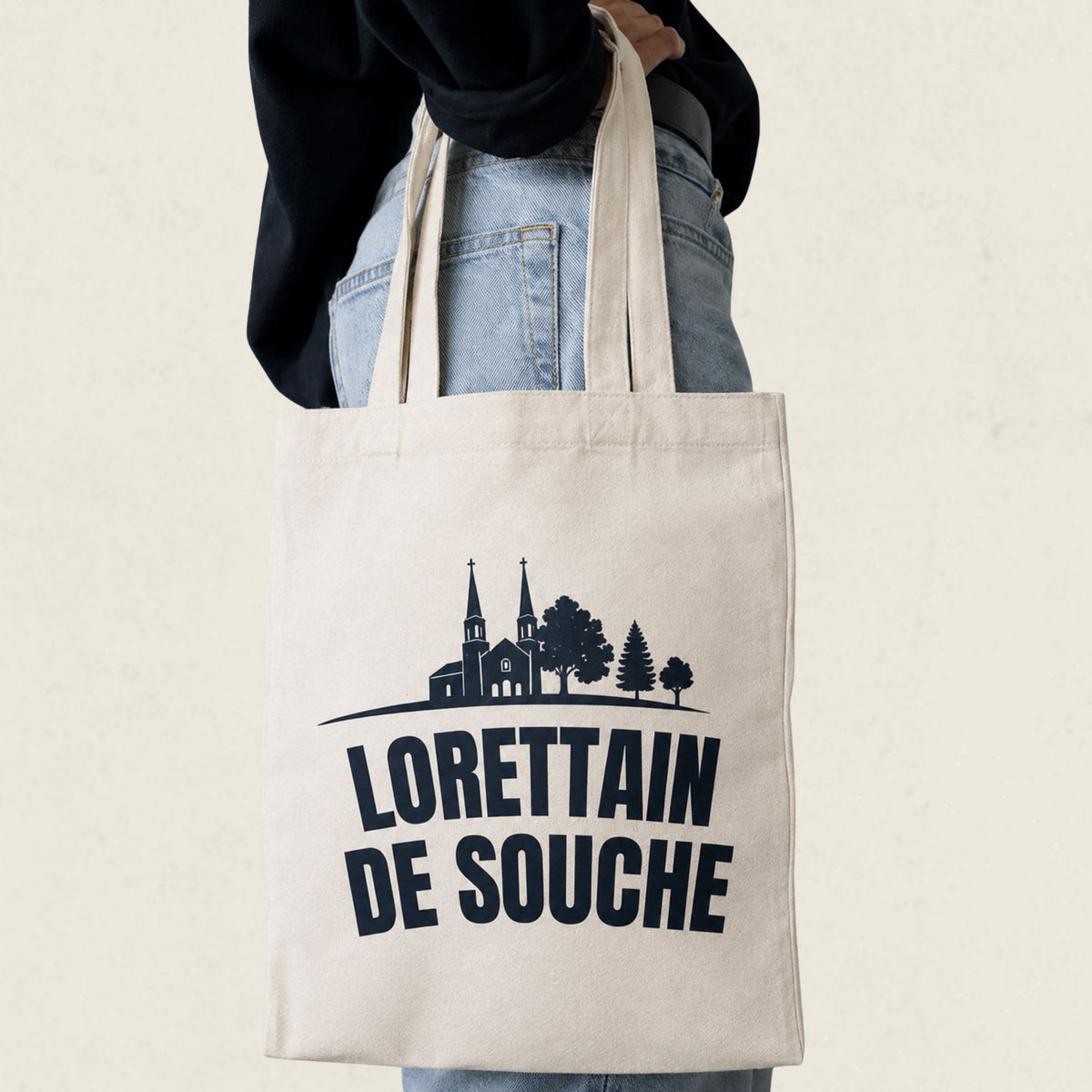 Sac fourre-tout ecru avec eglise illustree et le message Lorettain de souche, boutique Sans Filtre